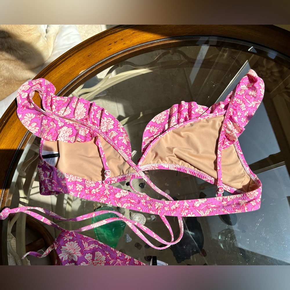 🌷J. CREW🌷- Ruffle Wrap Bikini Pink/Purple Floral (2 pcs) Size Large - Picture 8 of 12